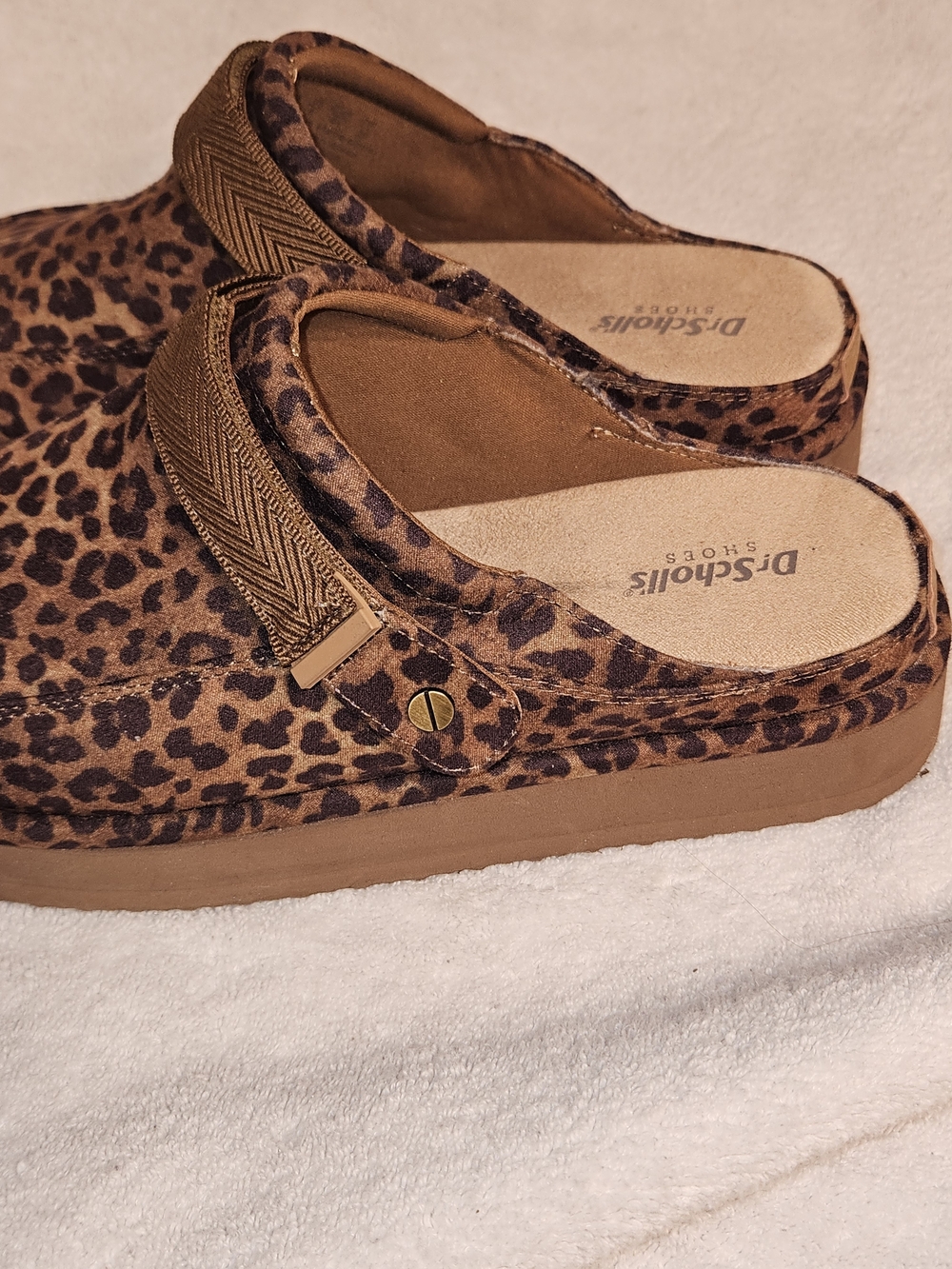 Dr. Scholl's Leopard Print Slip-On Clogs in Brown - Picture 2 of 4